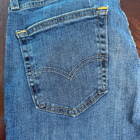 Men’s Levi 559 Light/Medium Wash Jeans - Picture 9 of 9
